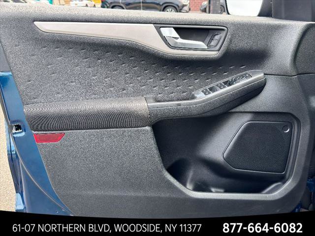 Used 2020 Ford Escape SE AWD/4WD image 16
