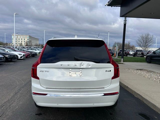 Used 2024 Volvo XC90 B6 Plus w/ Protection Package Premier image 8