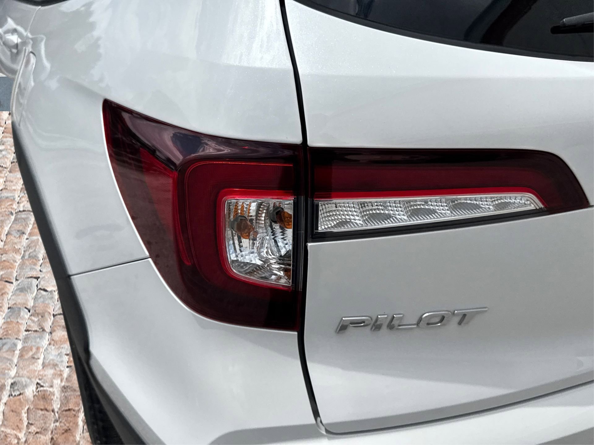 Used 2022 Honda Pilot TrailSport image 15