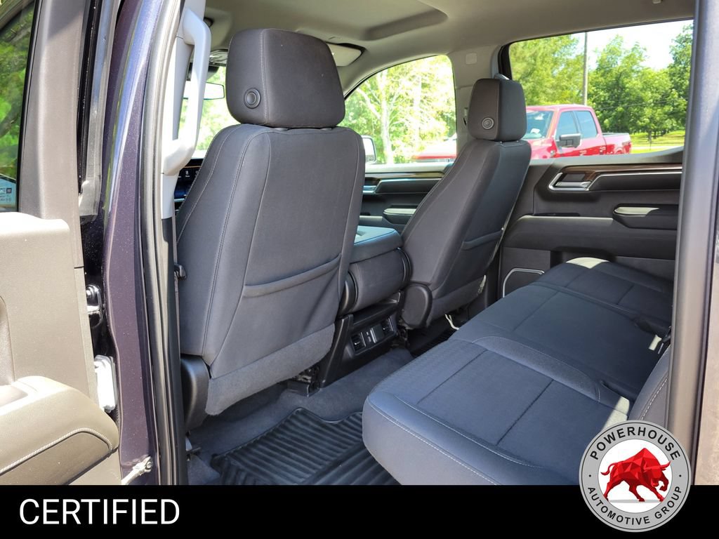 Used 2022 Chevrolet Silverado 1500 LT AWD/4WD image 15
