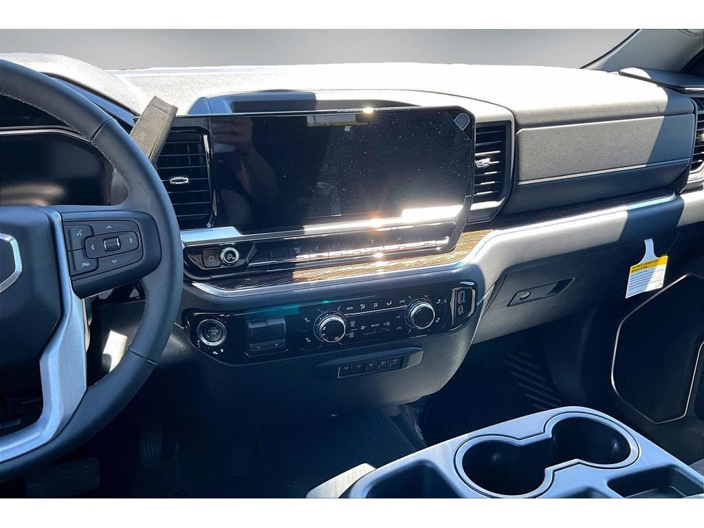 New 2026 GMC Sierra 2500 SLE AWD/4WD image 6