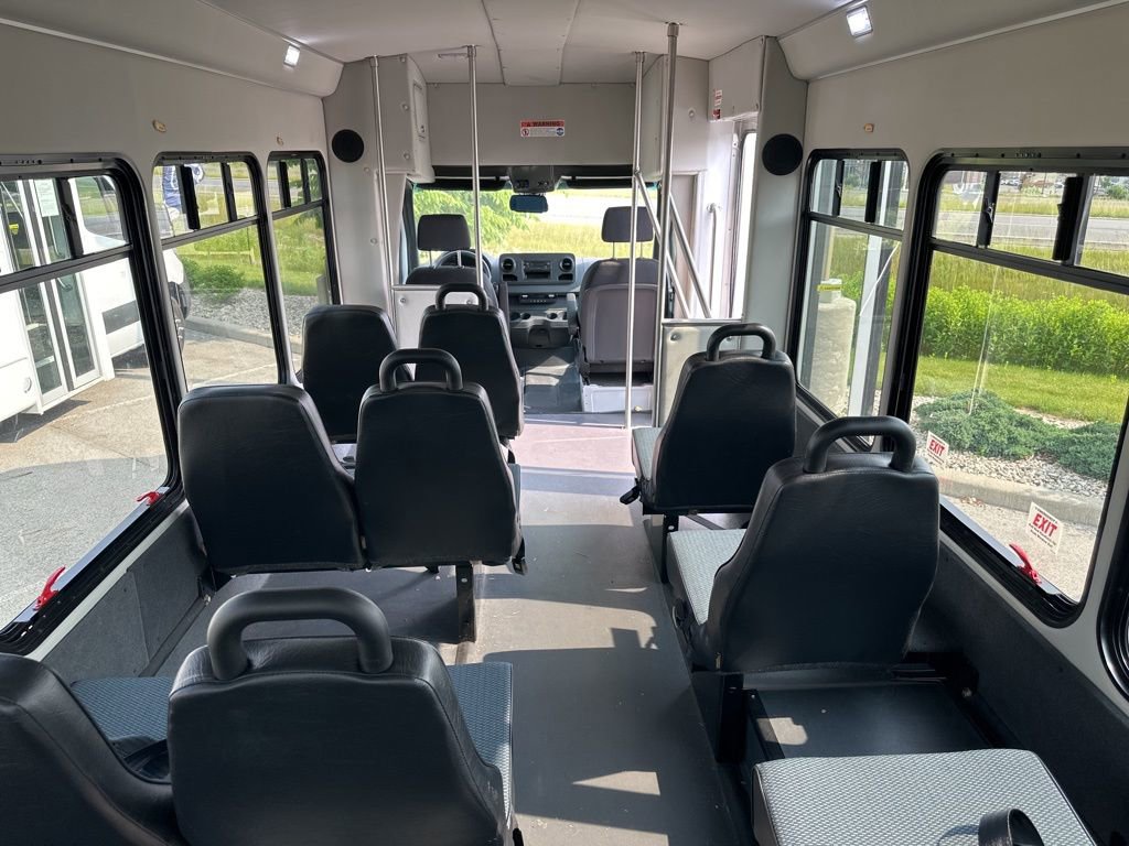 Used 2022 Mercedes-Benz Sprinter 3500 image 59