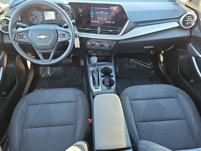 Used 2024 Chevrolet Trax LS image 16