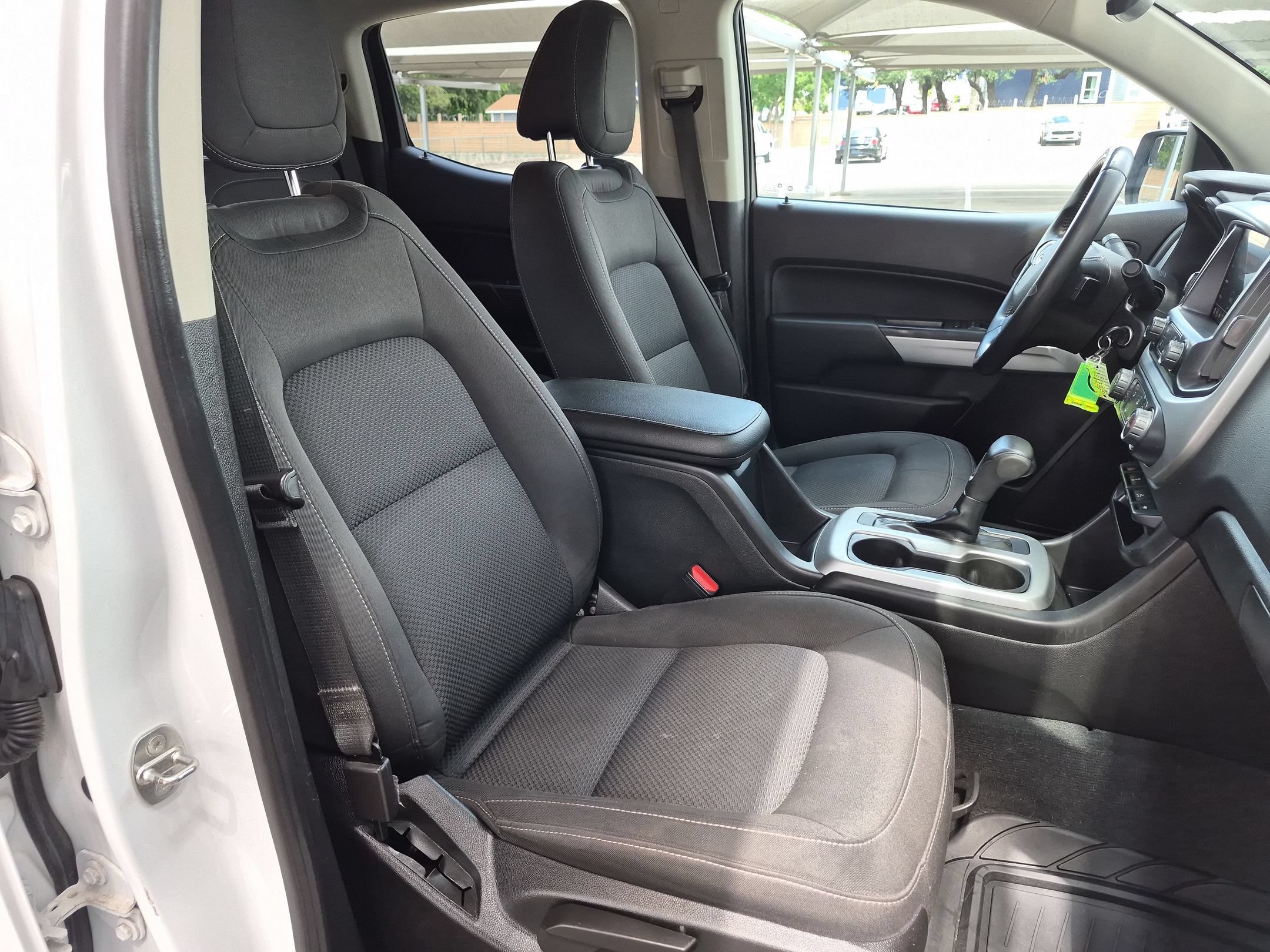 Used 2021 Chevrolet Colorado LT RWD image 28