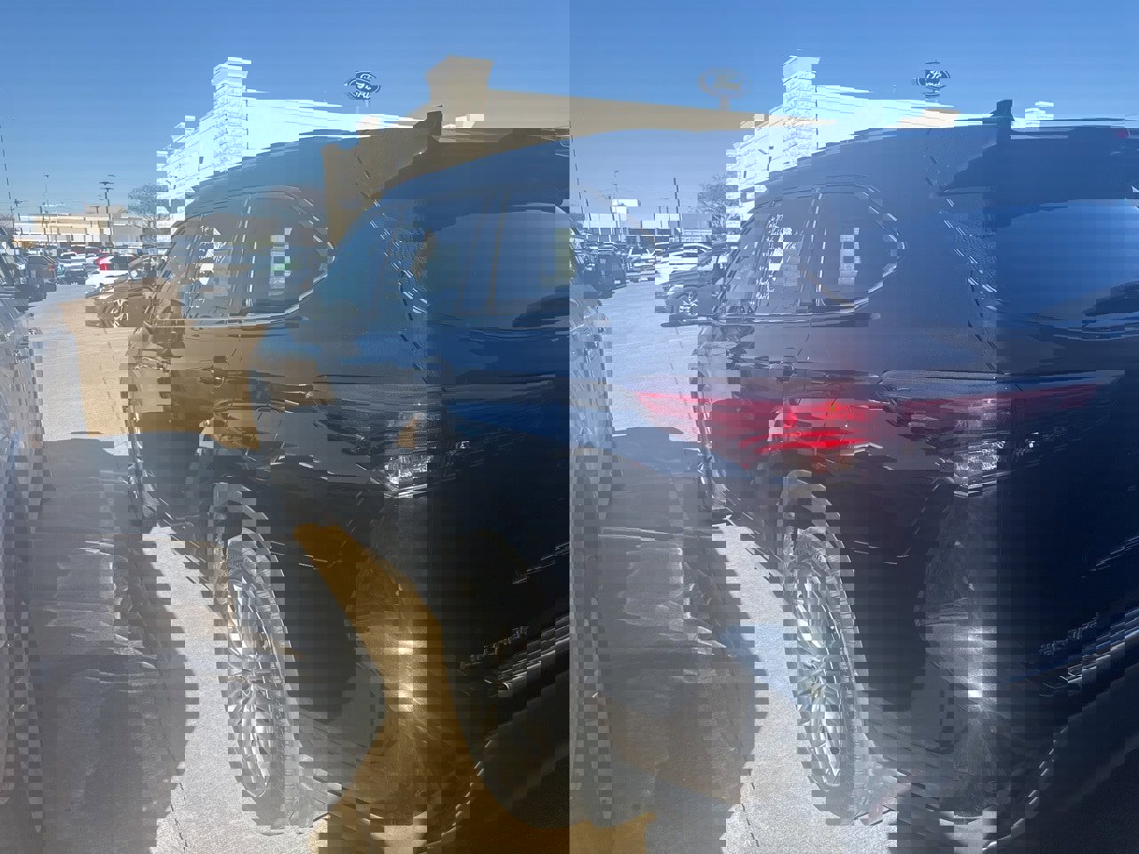 Used 2020 Toyota Highlander Platinum image 6