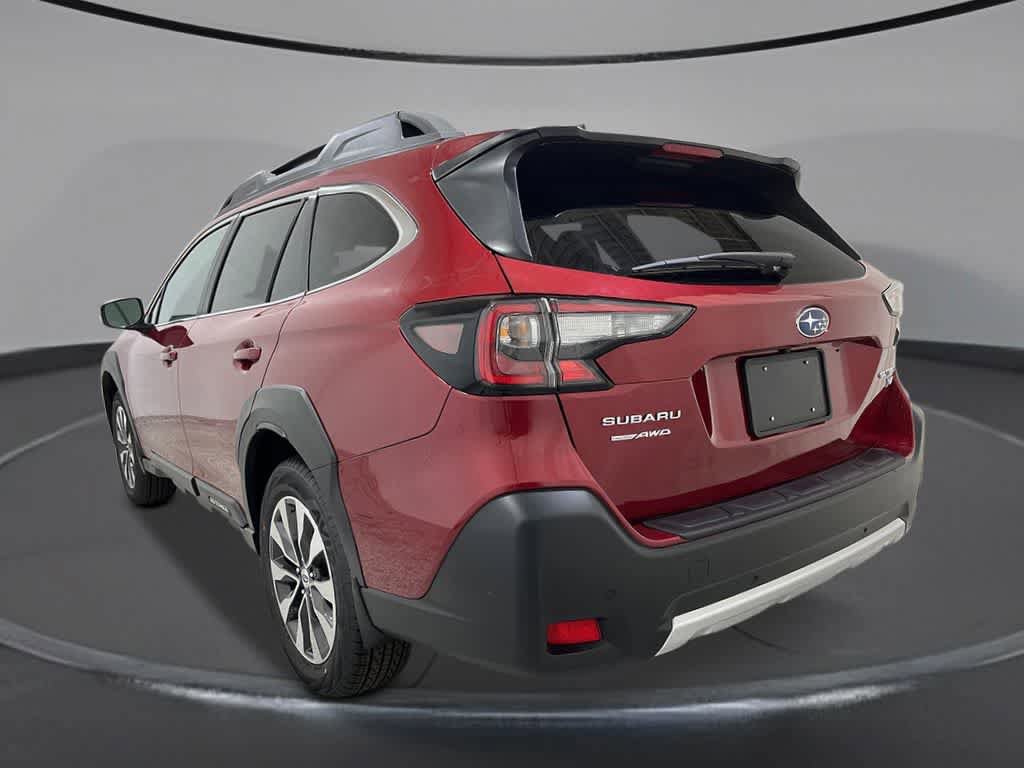 Certified 2025 Subaru Outback Limited XT AWD/4WD image 3