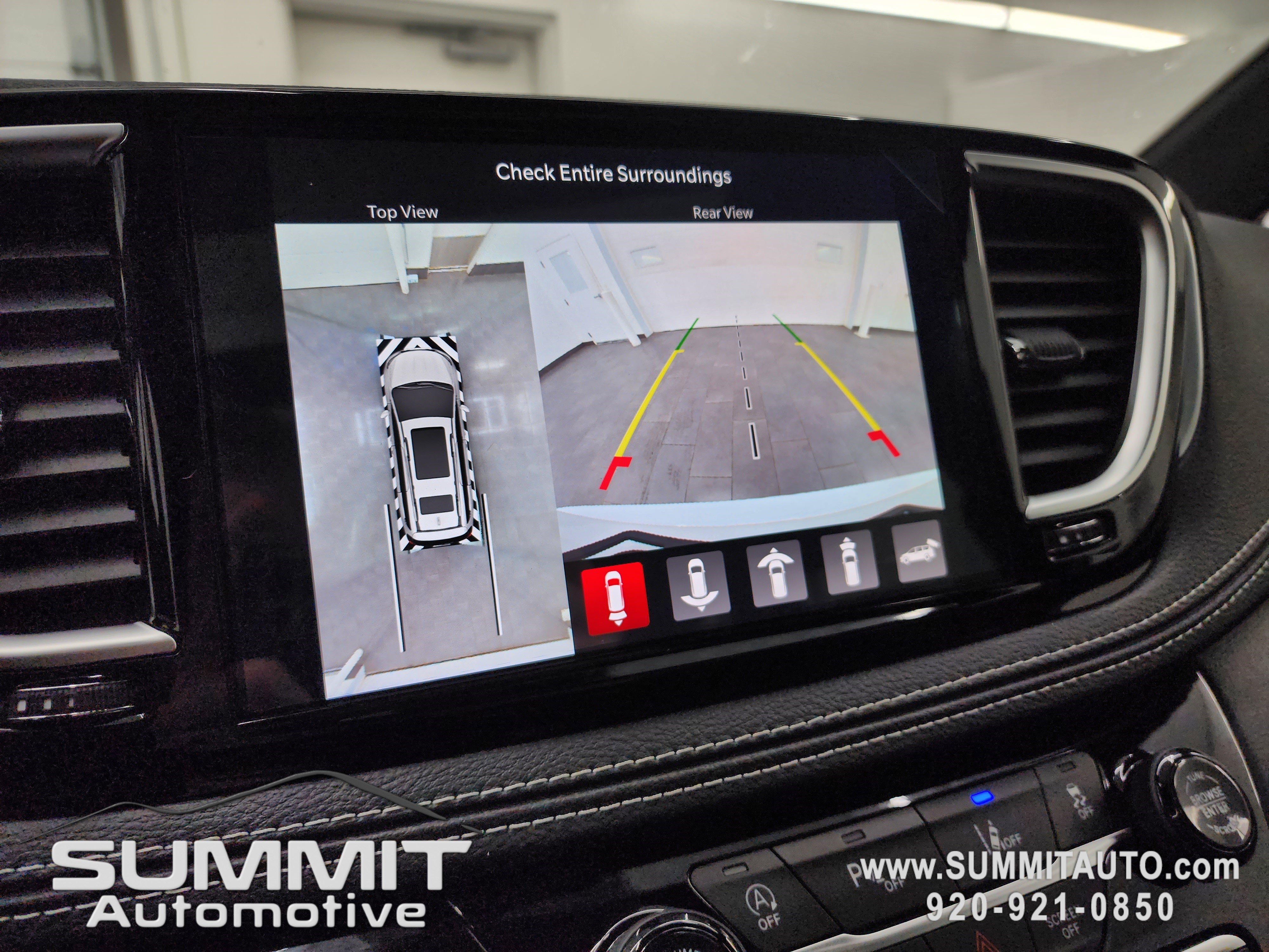 New 2026 Chrysler Pacifica Limited w/ S Appearance Package image 17