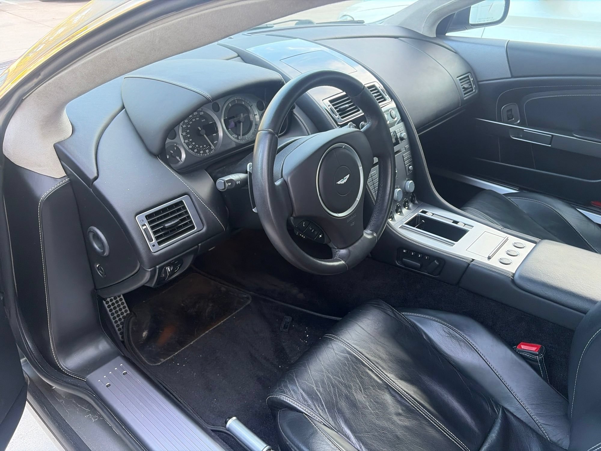 Used 2007 Aston Martin DB9 Coupe RWD image 5
