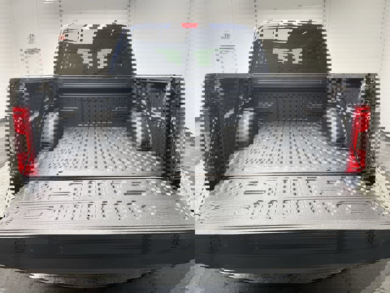 Certified 2022 Ford F150 XLT w/ Equipment Group 301A Mid image 28