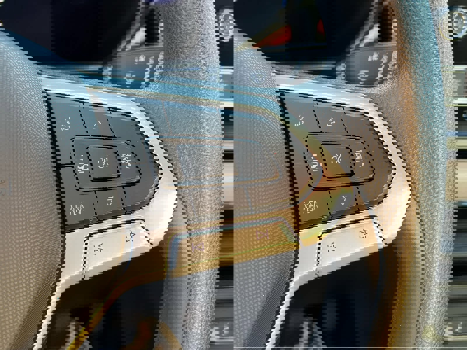 Used 2022 Volkswagen Taos S image 25