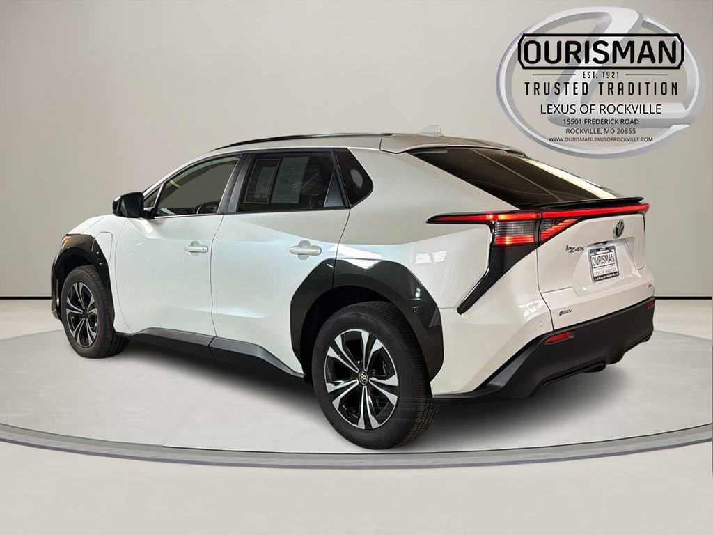 Used 2025 Toyota bZ4X AWD w/ Weather Package image 6