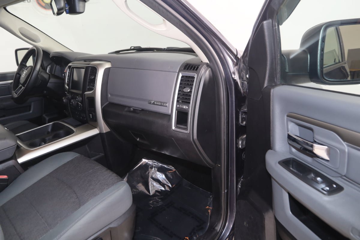 Used 2016 RAM 1500 Big Horn AWD/4WD image 34