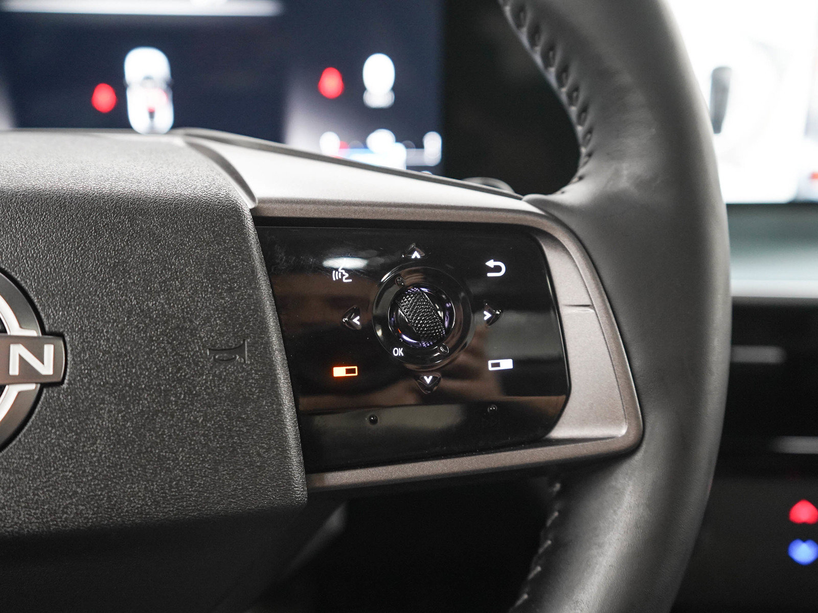 Used 2025 Nissan Murano SL w/ Cargo Package AWD/4WD image 26
