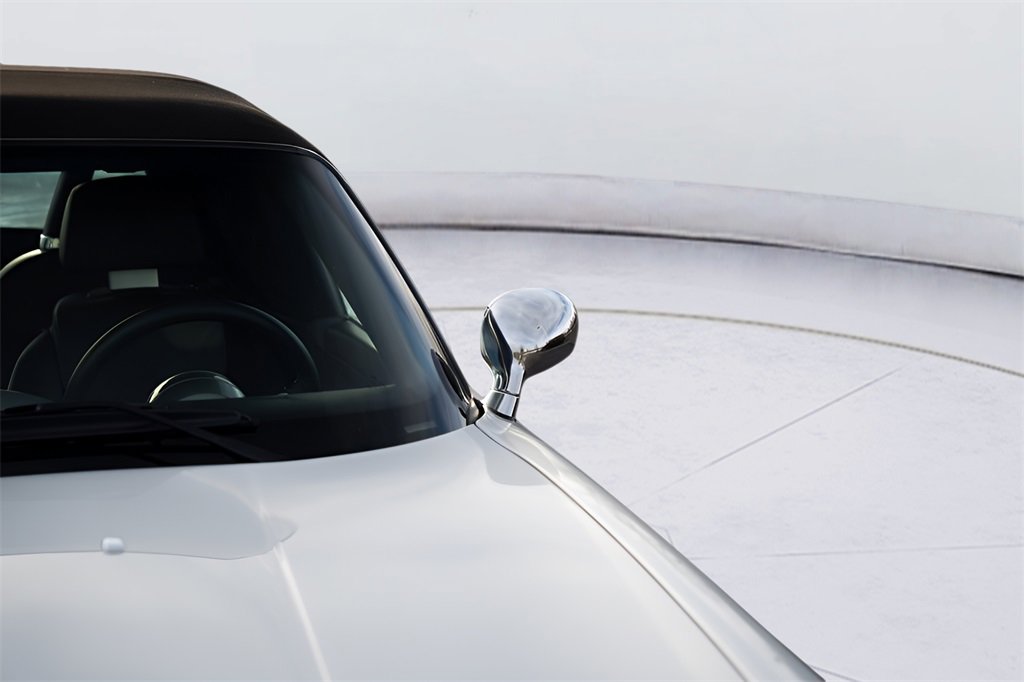 Used 2001 BMW Z8 image 18