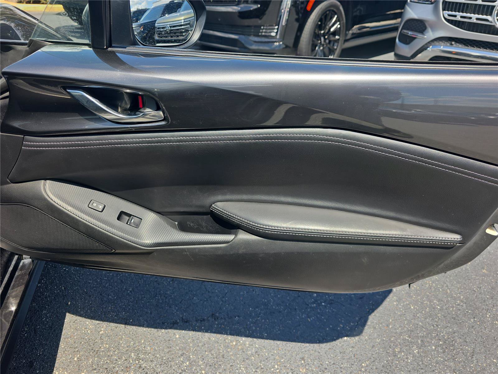 Used 2021 MAZDA MX-5 Miata RF Grand Touring RWD image 12