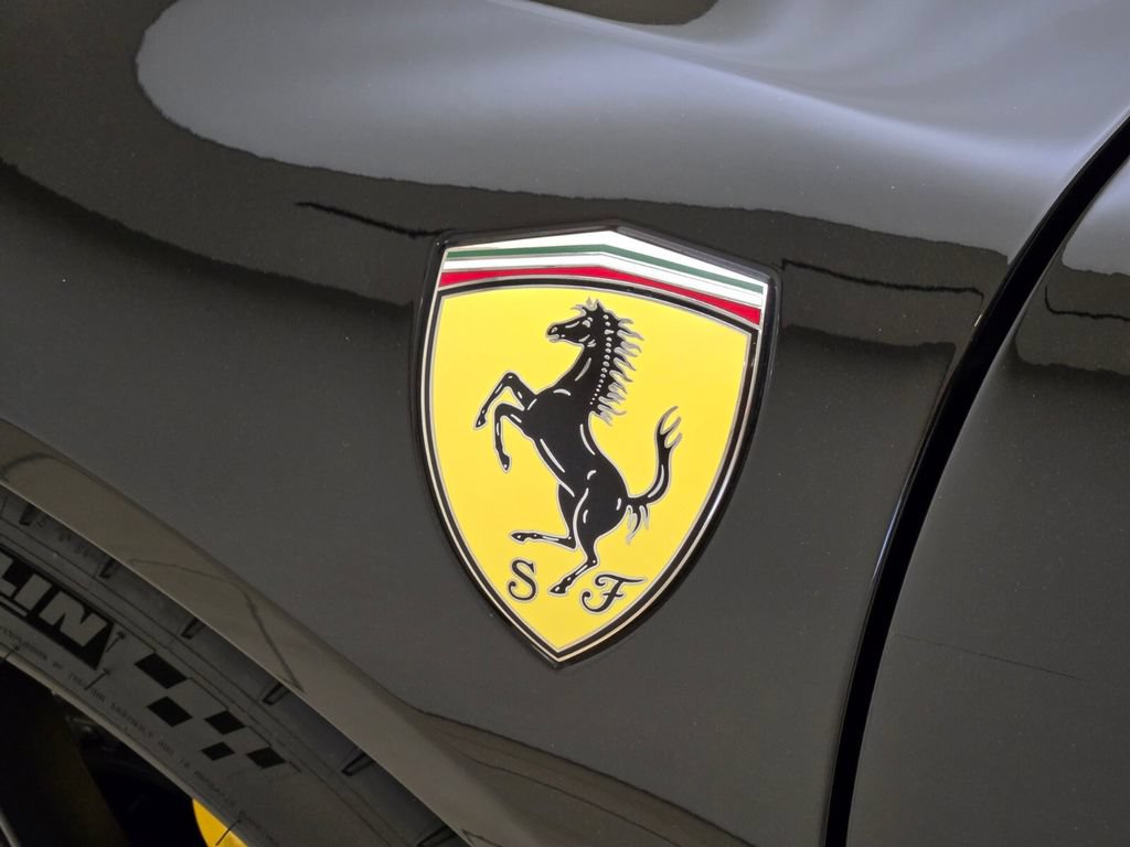 Used 2022 Ferrari SF90 Stradale AWD/4WD image 16