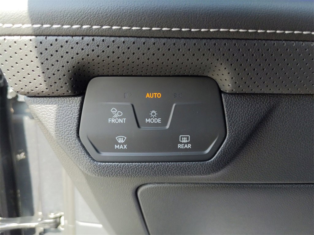 New 2025 Volkswagen Atlas Cross Sport SEL Premium R-Line image 37