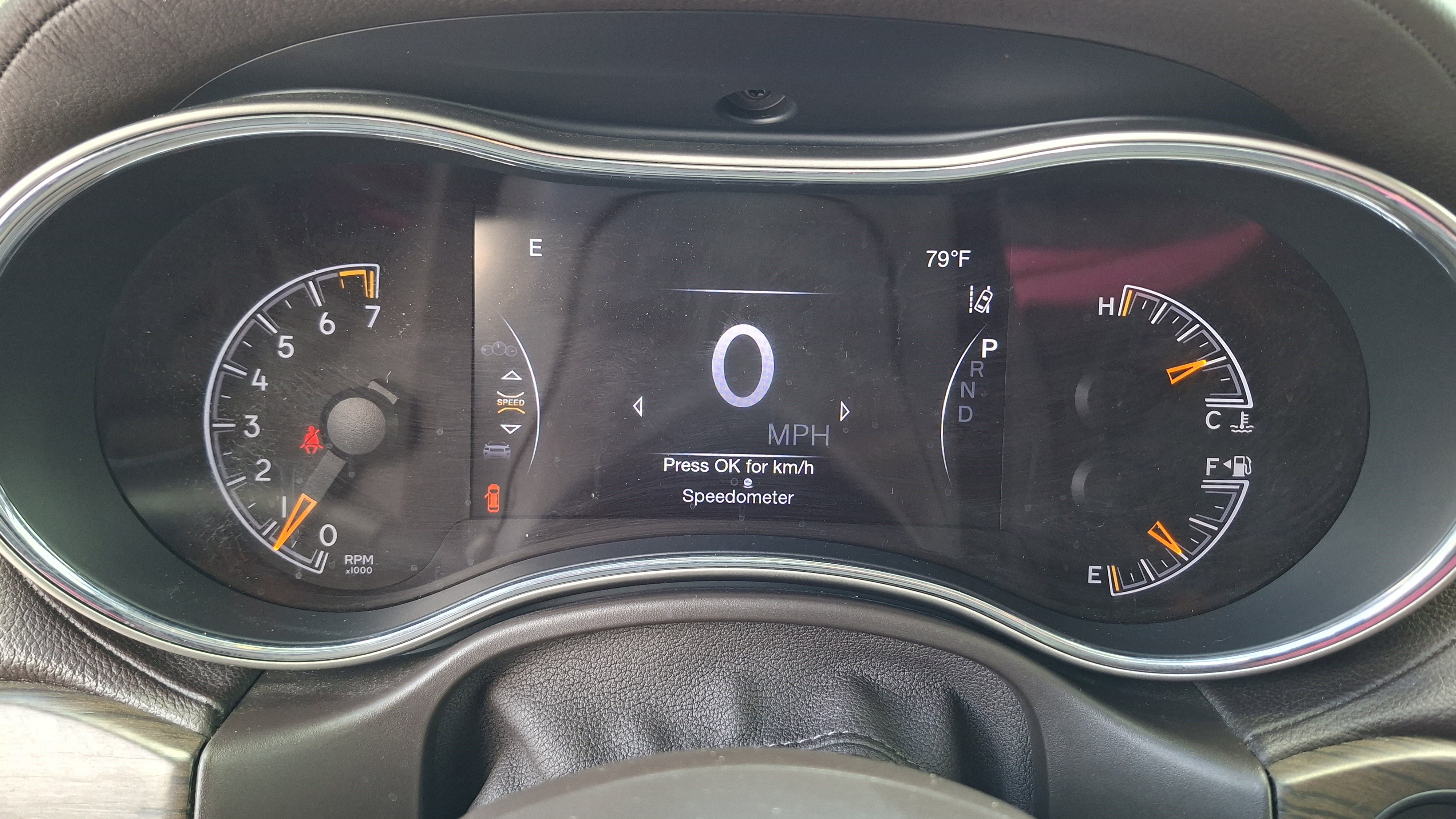 Used 2017 Jeep Grand Cherokee Overland w/ Jeep Active Safety Group image 12