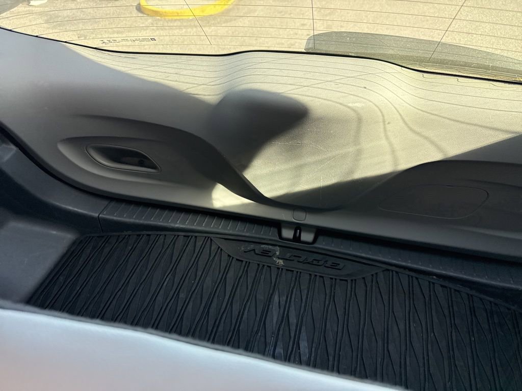 Used 2020 Chevrolet Bolt Premier w/ Infotainment Package image 18