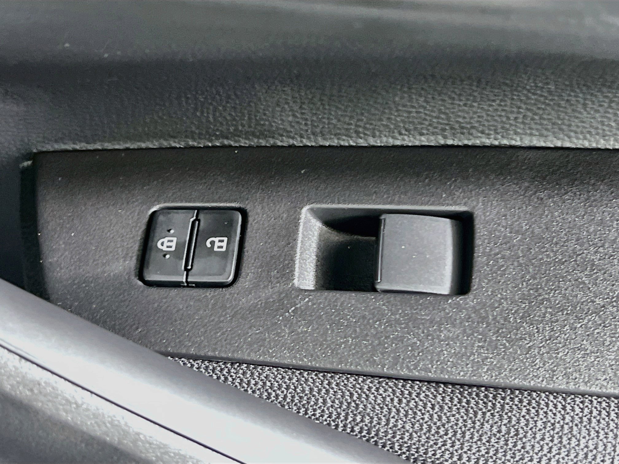 New 2027 Toyota Corolla LE FWD image 29