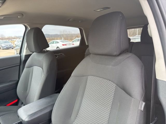 Used 2025 Kia Sportage LX image 13