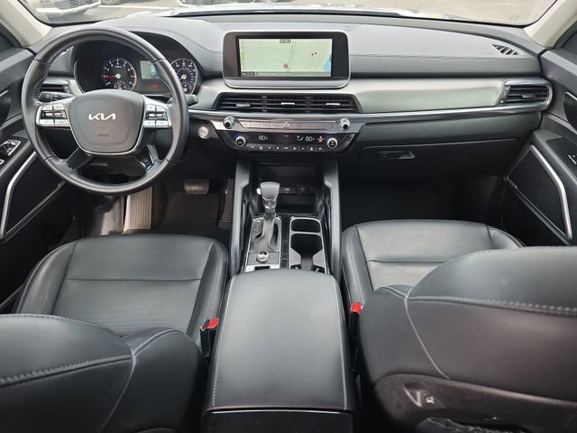 Certified 2022 Kia Telluride LX image 16