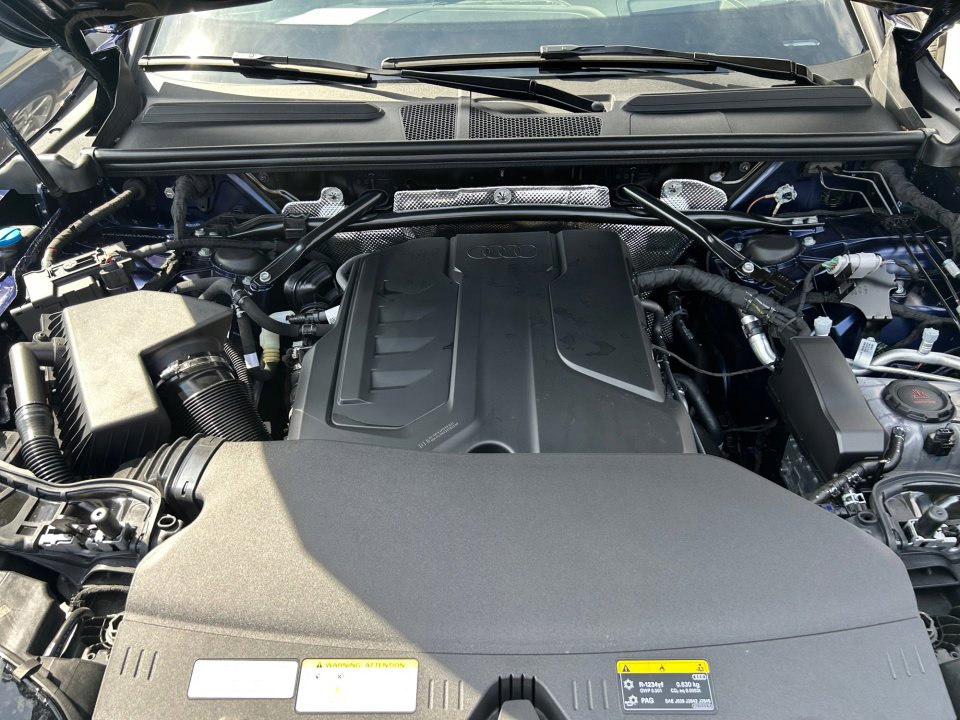 Certified 2025 Audi Q5 Premium Plus w/ Premium Plus image 24
