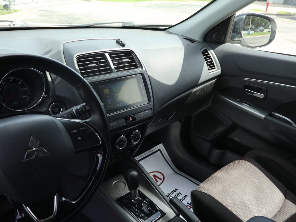 Used 2019 Mitsubishi Outlander Sport SE FWD image 25
