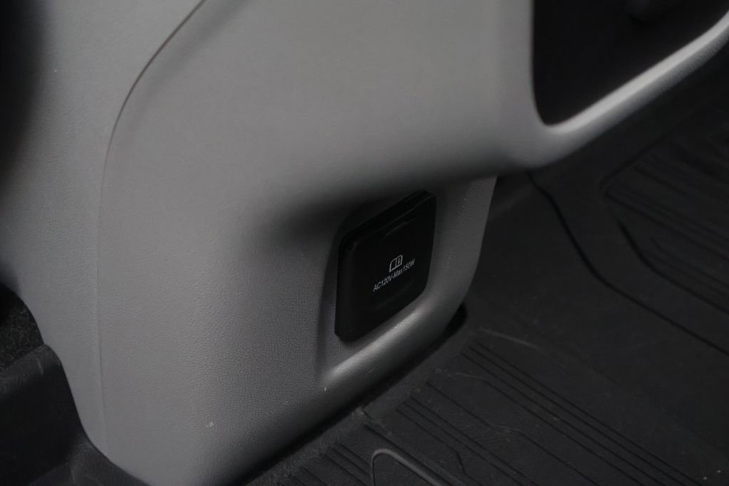 Used 2024 GMC Terrain SLT w/ LPO, Floor Liner Package image 45