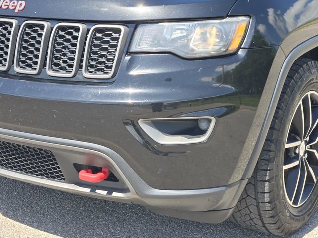 Used 2017 Jeep Grand Cherokee Trailhawk AWD/4WD image 10