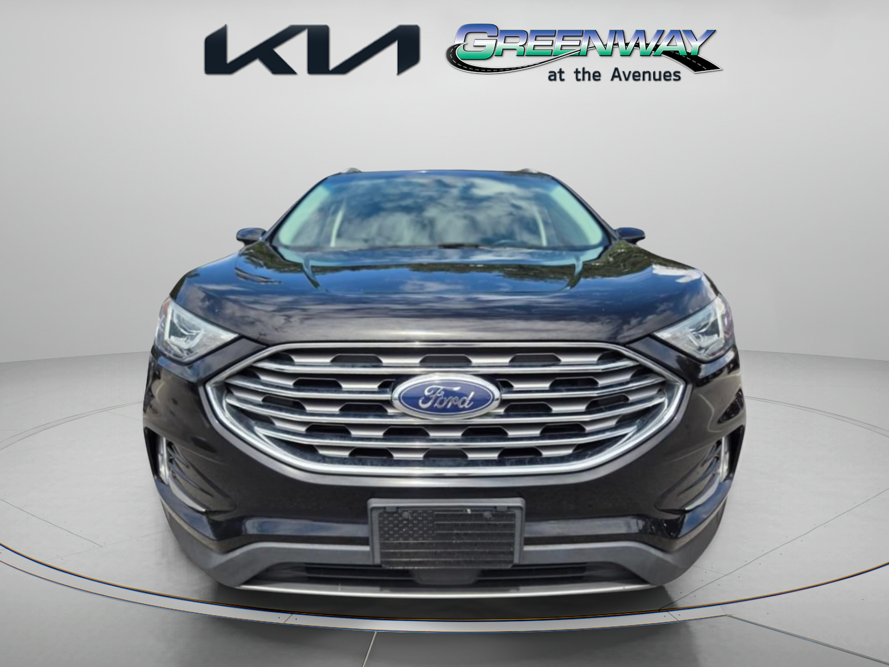 Used 2019 Ford Edge SEL w/ Equipment Group 201A FWD image 2
