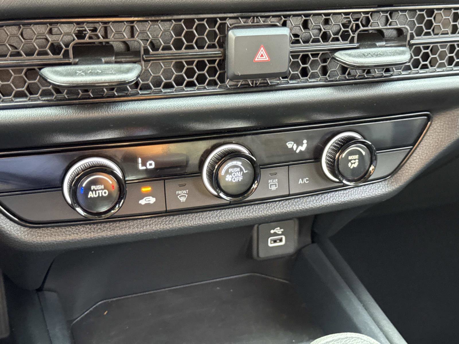 Used 2023 Honda HR-V LX image 29