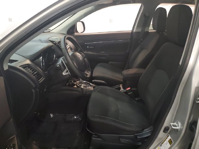 Used 2015 Mitsubishi Outlander Sport SE AWD/4WD image 11