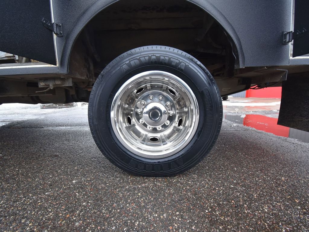 Used 2016 Ford F550 4x4 Regular Cab Super Duty image 14