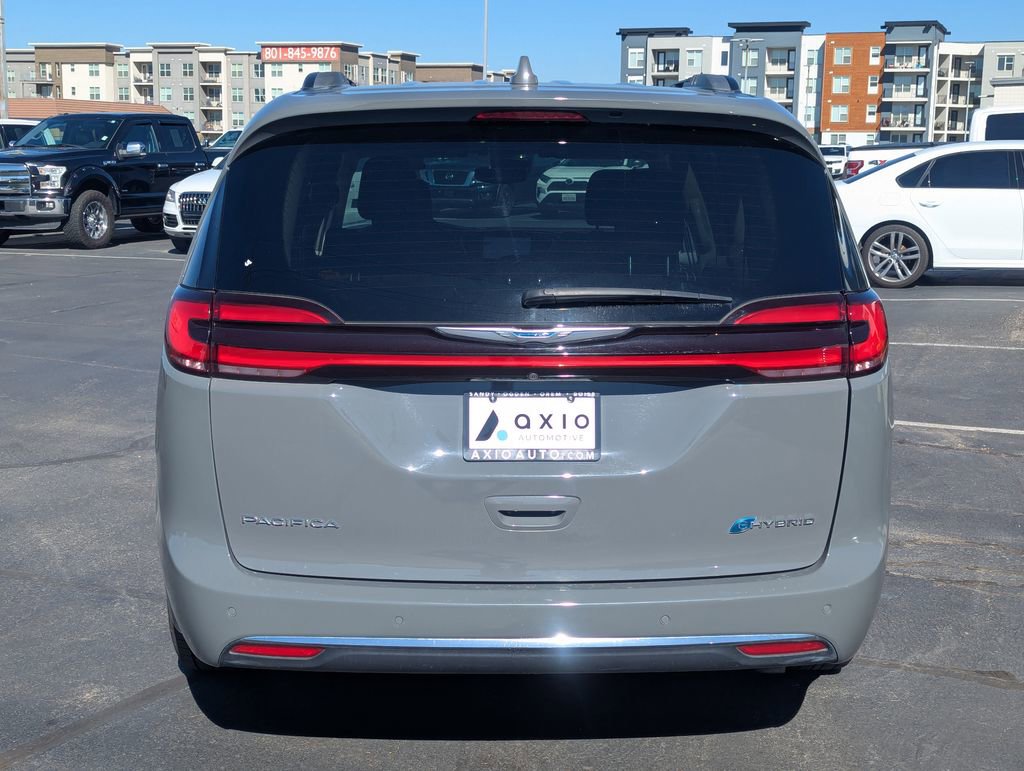 Used 2021 Chrysler Pacifica Touring image 6