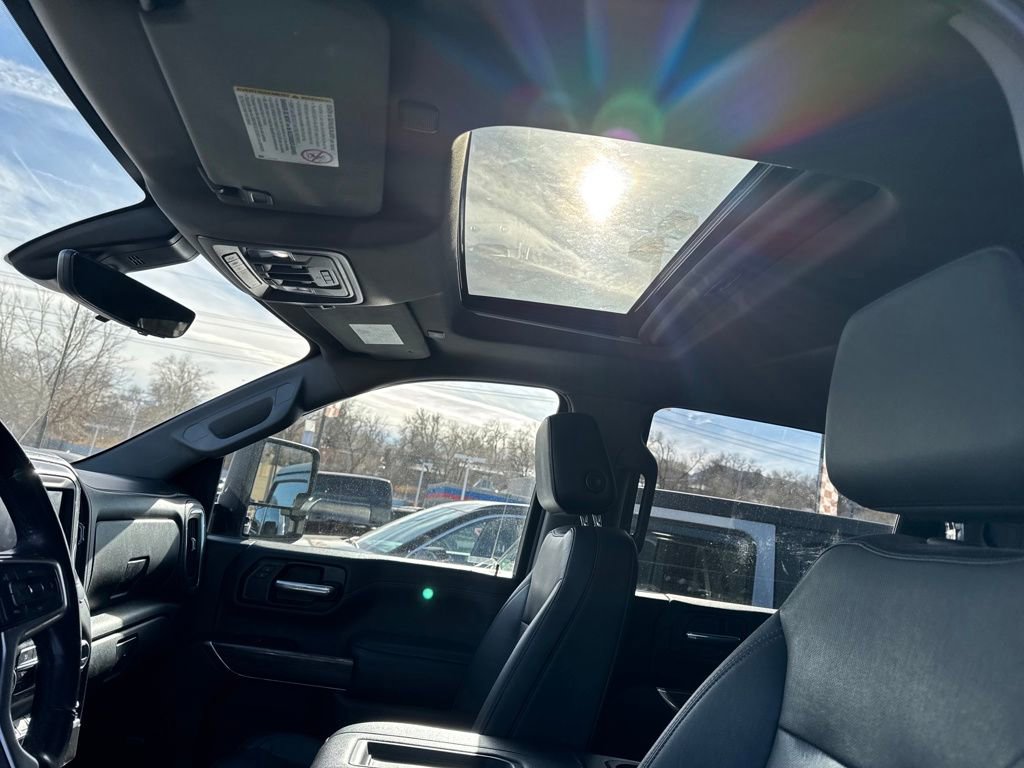 Used 2022 Chevrolet Silverado 2500 LTZ w/ LTZ Plus Package image 11