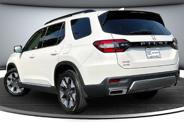 New 2026 Honda Pilot Elite image 3