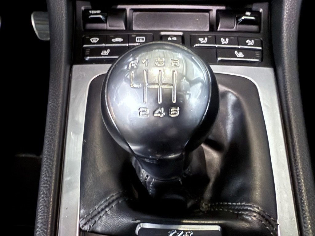 Used 2018 Porsche 718 Cayman S w/ Sport Chrono Package image 26