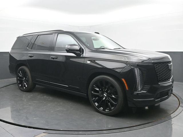 Certified 2026 Cadillac Escalade Platinum Sport w/ LPO, ONYX Package AWD/4WD image 7