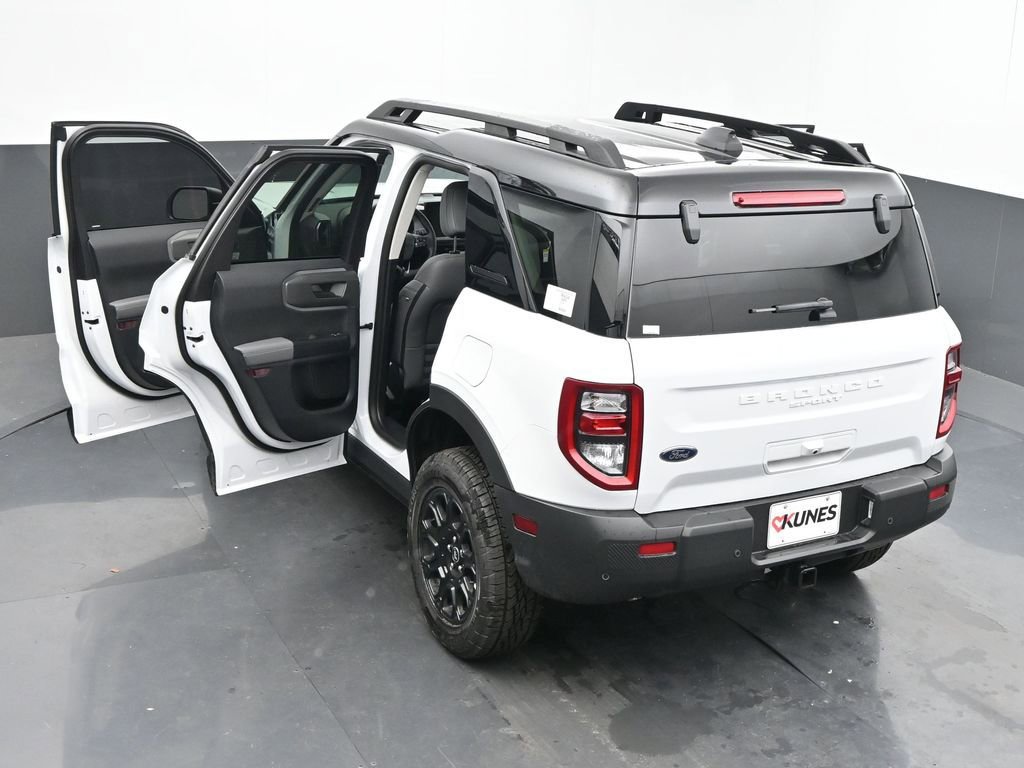 New 2025 Ford Bronco Sport Badlands image 55