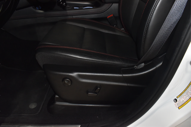 Used 2025 Dodge Durango R/T w/ Blacktop Package AWD/4WD image 36