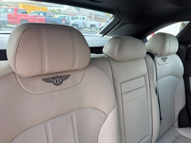 Used 2019 Bentley Bentayga AWD/4WD image 13