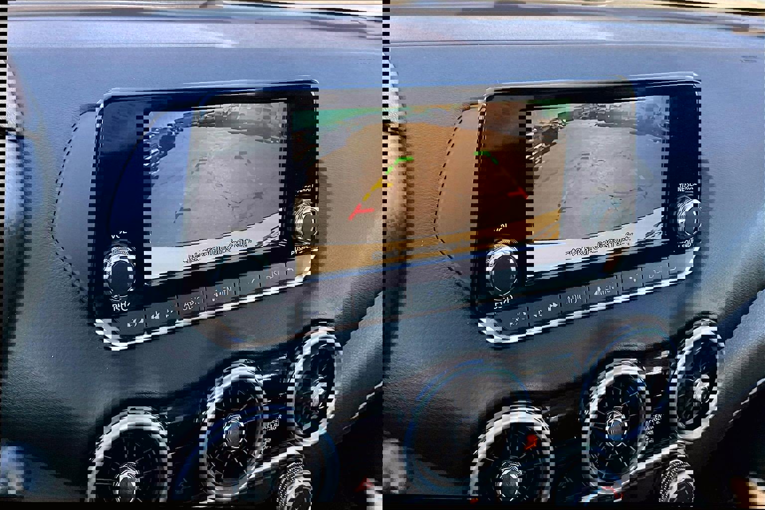 Used 2025 Nissan Sentra S image 14