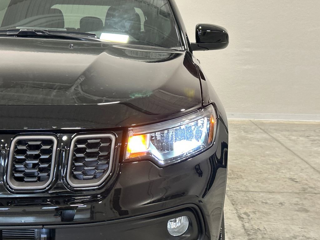 New 2026 Jeep Compass Latitude image 10