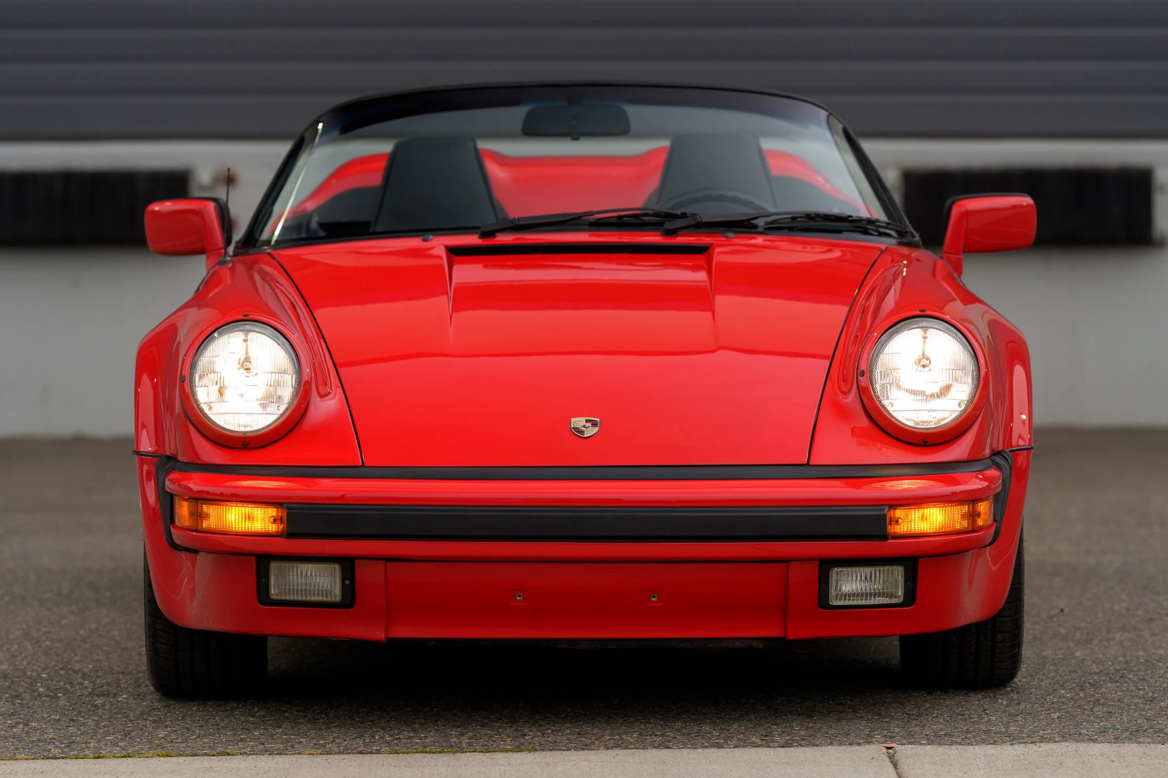 Used 1989 Porsche 911 Carrera RWD image 30