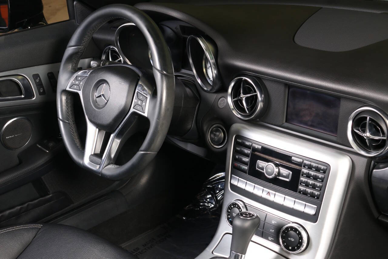 Used 2014 Mercedes-Benz SLK 250 w/ Premium Package image 52