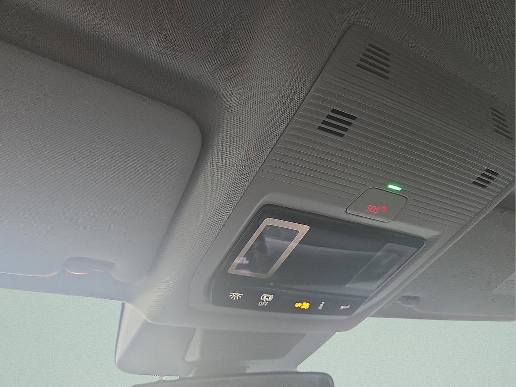 New 2026 Volkswagen Tiguan S FWD image 25