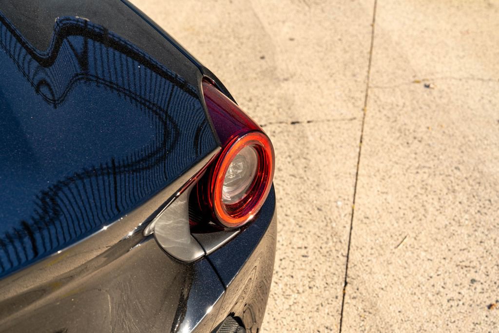 Used 2019 Ferrari Portofino image 17