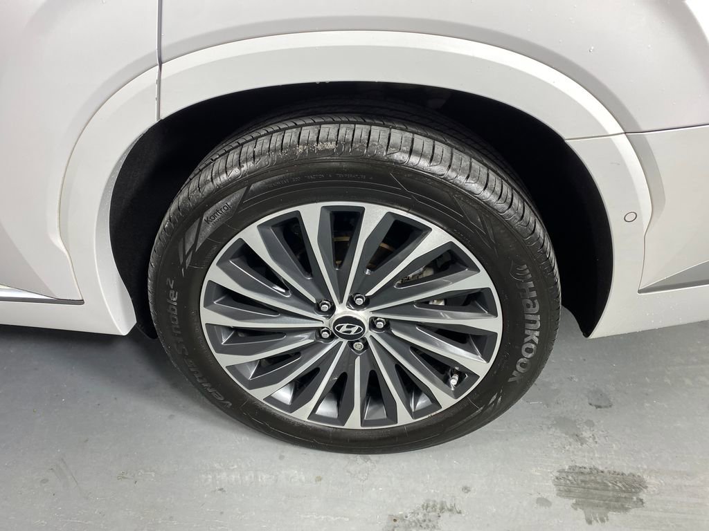 Used 2024 Hyundai Palisade Calligraphy image 38