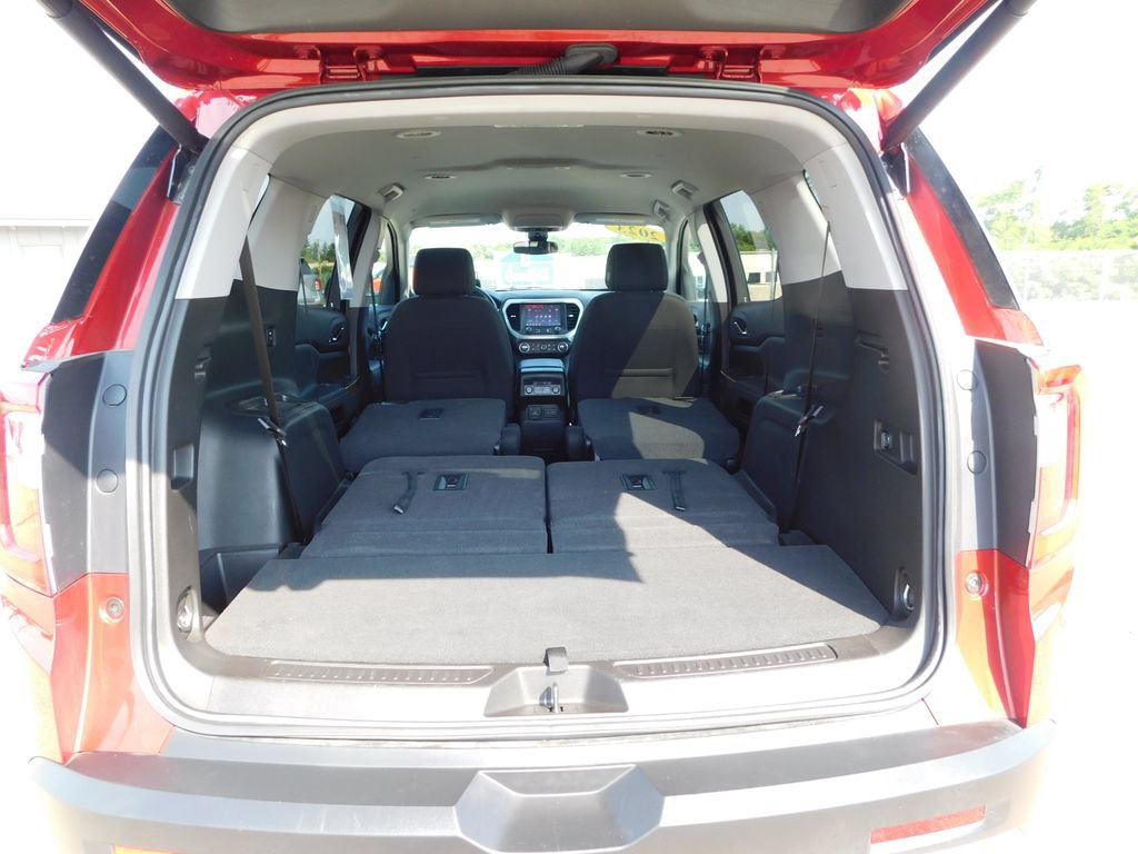 Used 2023 GMC Acadia SLE w/ Driver Convenience Package FWD image 27
